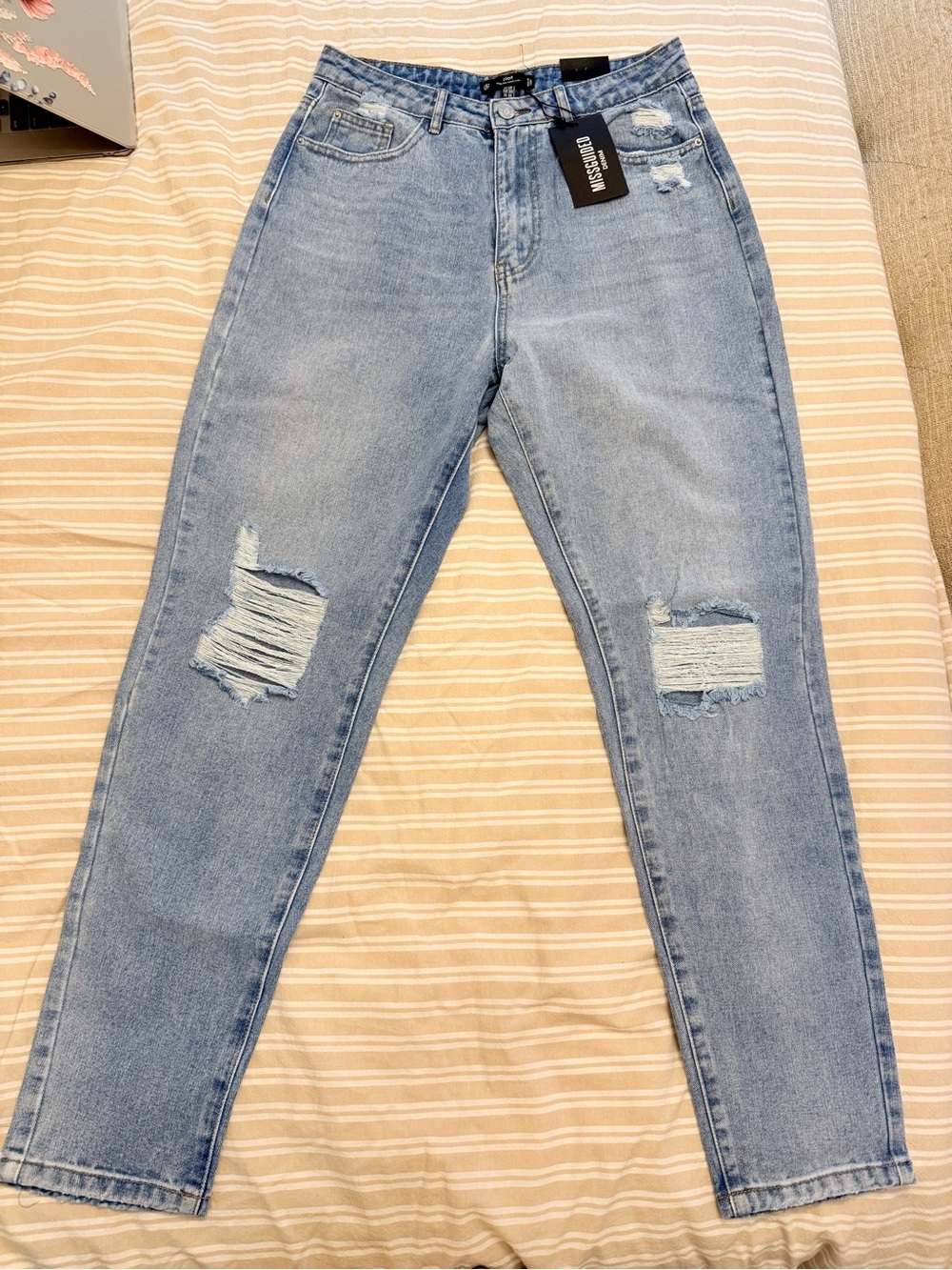 Missguided High Rise Mom Jeans - Light Blue Ripped